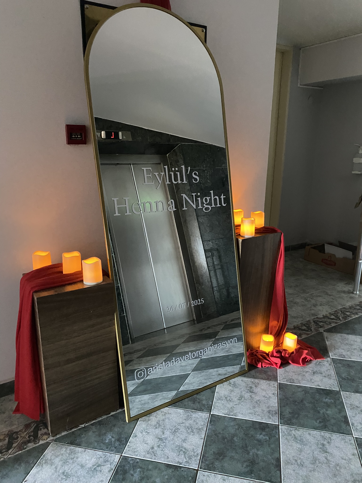 bandırma-kına-tahtı-kiralama-fiyatları-bandırma-kına-tahtı-kiralama-firmaları-bandırma-kına-tahtı-kiralama-salon-bandırma-evde-kına-tahtı-kiralama-bandırma-kına-tahtı-kiralama-paketleri